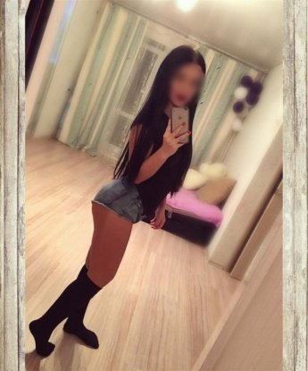 У меня много опыта, и я знаю, как доставить настоящее удовольствие.
Я предлагаю широкий спектр услуг, которые позволят тебе расслабиться и насладиться моментом. Мои возможности включают классический эскорт, секс по телефону, эротический массаж и многое другое.
Не забудь взглянуть на мои фото, чтобы увидеть, насколько я привлекательна.
У меня богатый опыт и отличные отзывы от моих клиентов, которые остаются довольными каждым моим визитом.
Я живу в Москве, готова встретиться с тобой в любом удобном месте. Не упусти шанс испытать незабываемые моменты со мной! 💋🔥 13828, 23 года